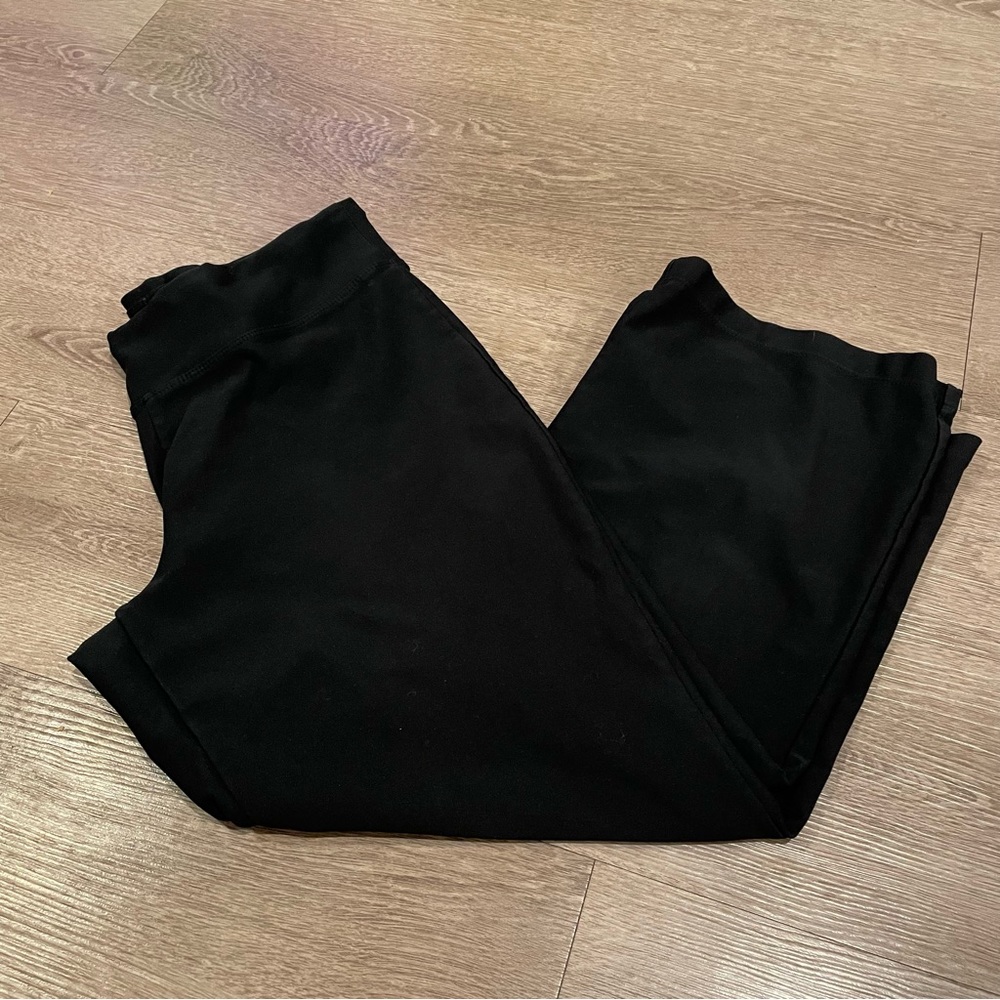 Nike dri fit capri legging inseam 20” small